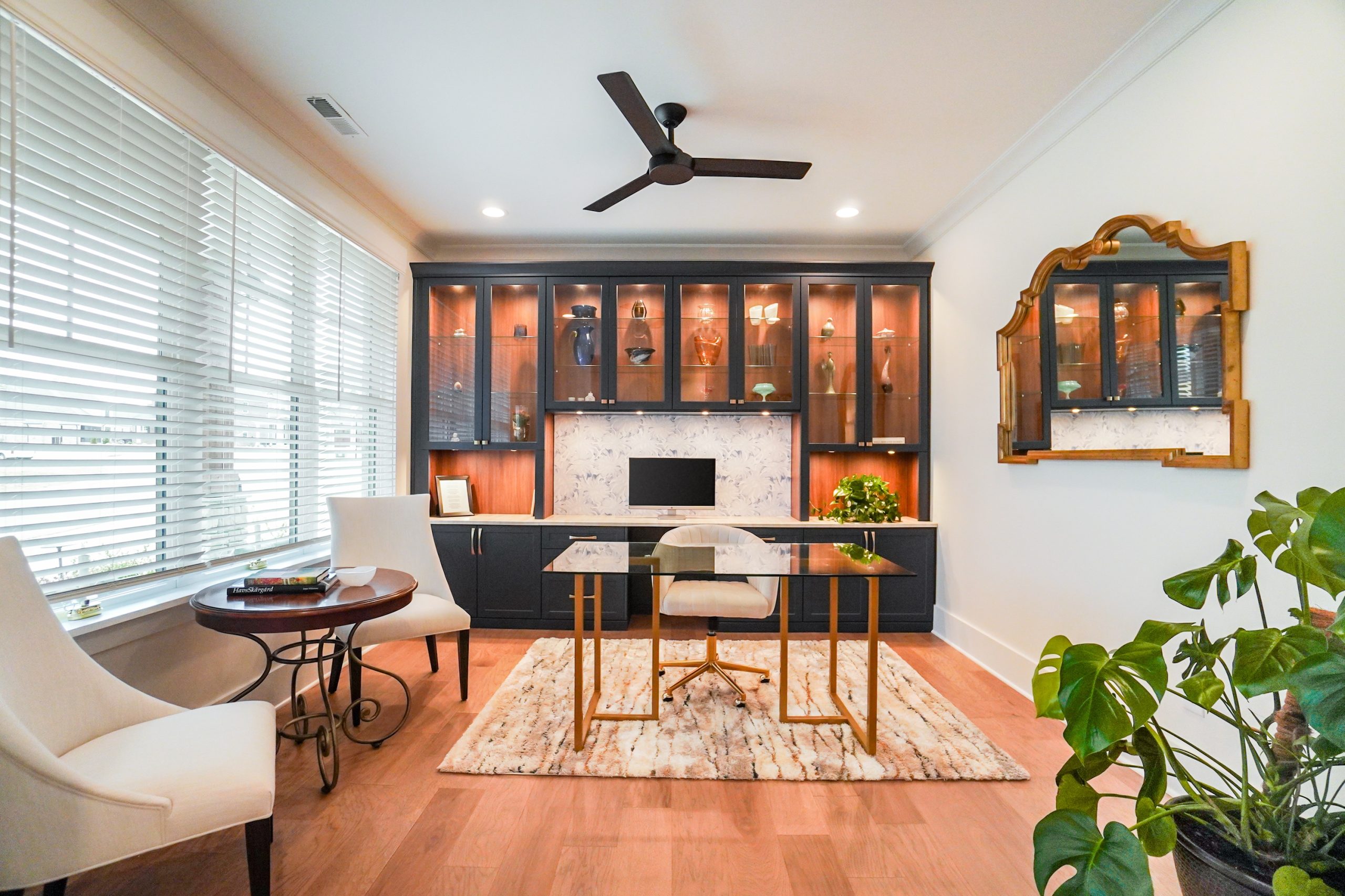 Custom home office Picture of custom home office with closets