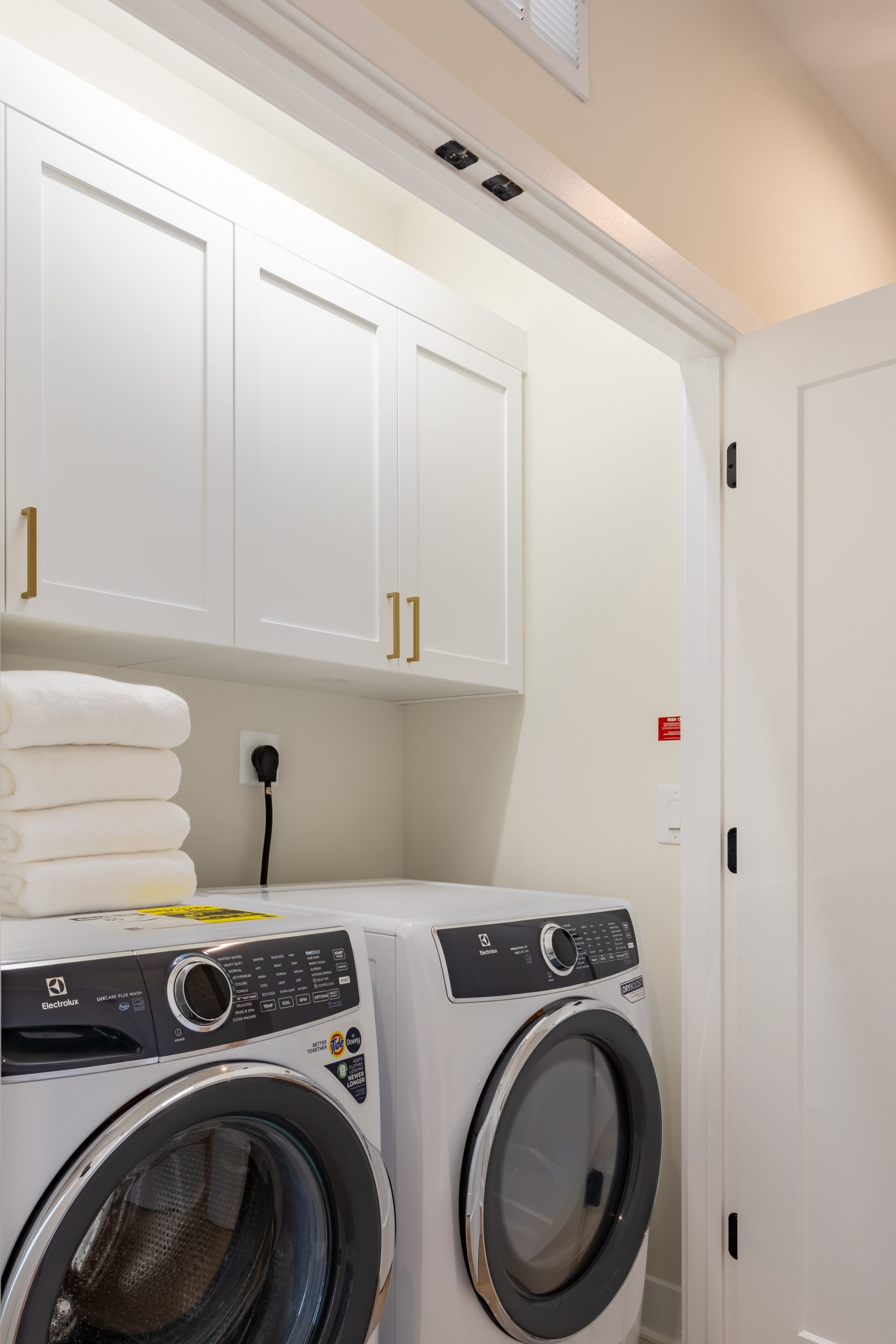 Laundry room cabinets Image of laundry room cabinets.