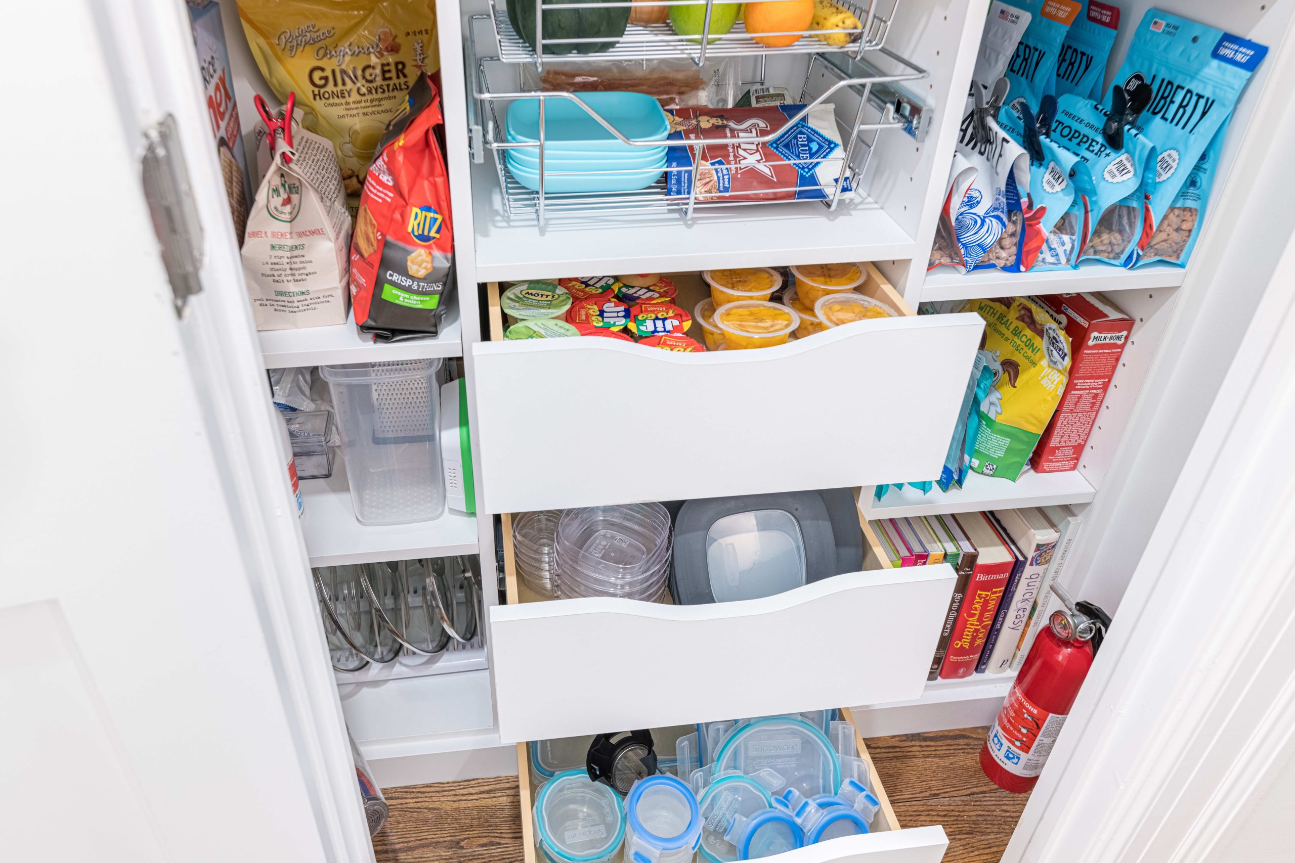 pantry 3