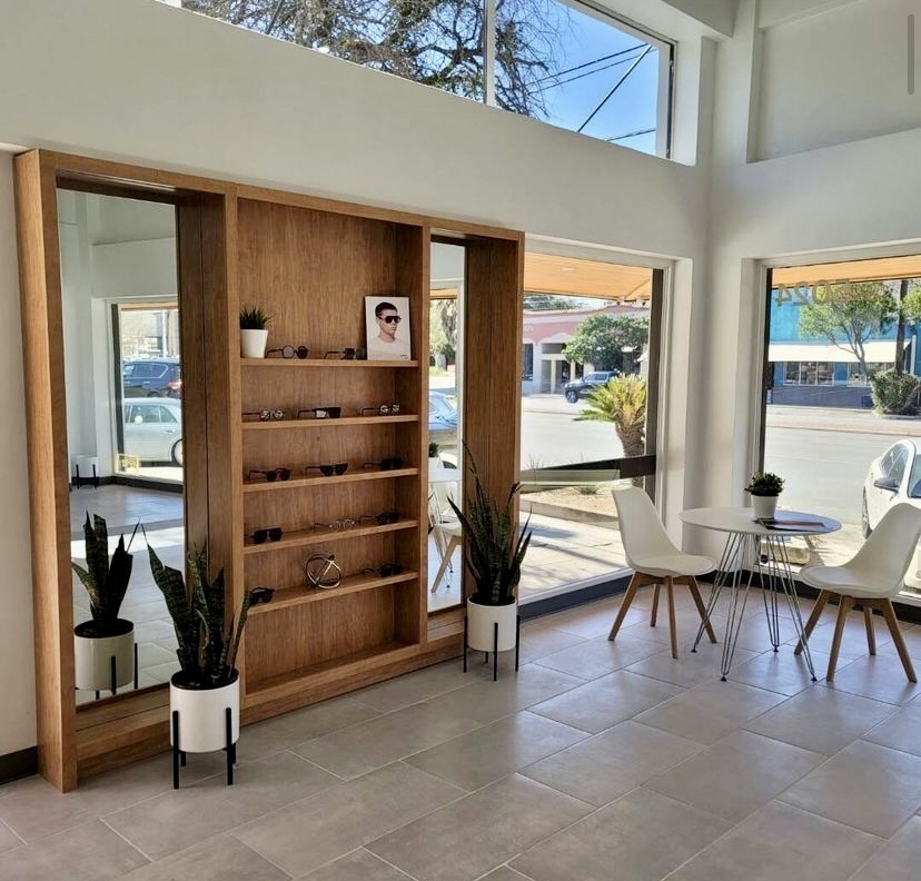 bookshelf